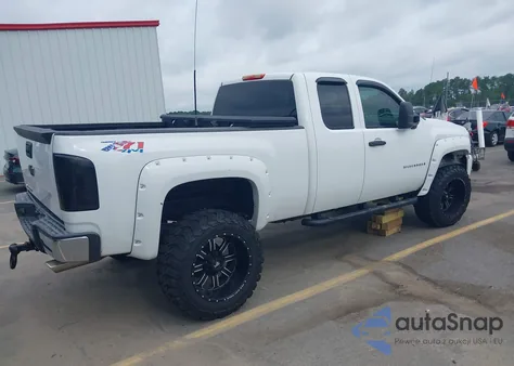 2008 Chevrolet Silverado 1500 Work Truck z USA, uszkodzony, nr VIN 1GCEK19C38Z214913